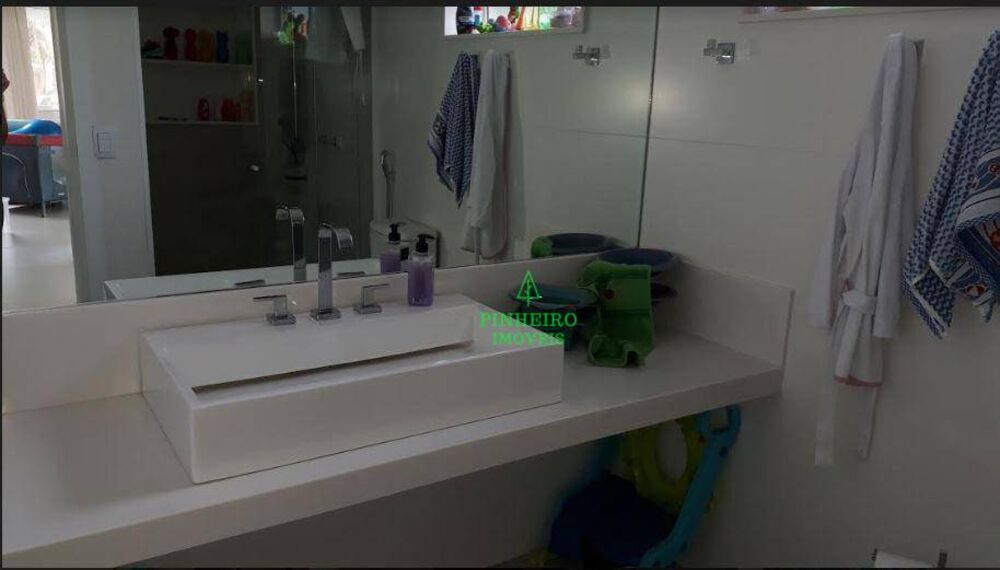 Casa de Condomínio à venda com 4 quartos, 340m² - Foto 11