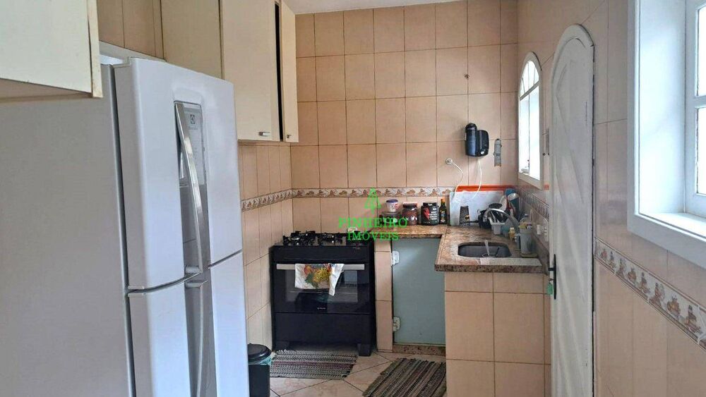 Casa à venda com 4 quartos, 351m² - Foto 8