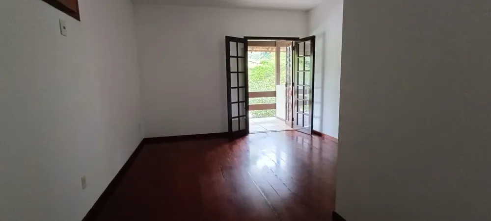 Casa, 3 quartos, 210 m² - Foto 9