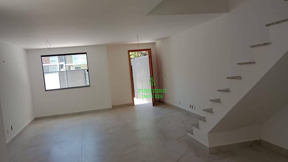 Casa à venda com 4 quartos, 152m² - Foto 4