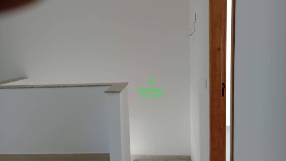 Casa à venda com 4 quartos, 152m² - Foto 11