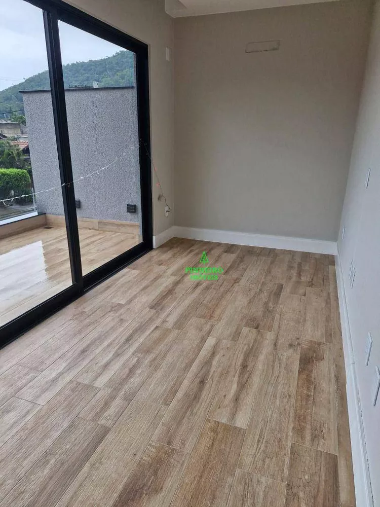 Casa, 4 quartos, 263 m² - Foto 17