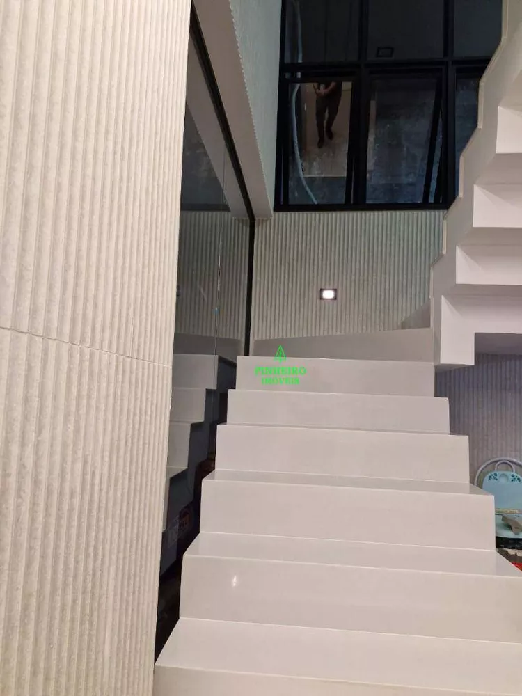 Casa, 4 quartos, 263 m² - Foto 8