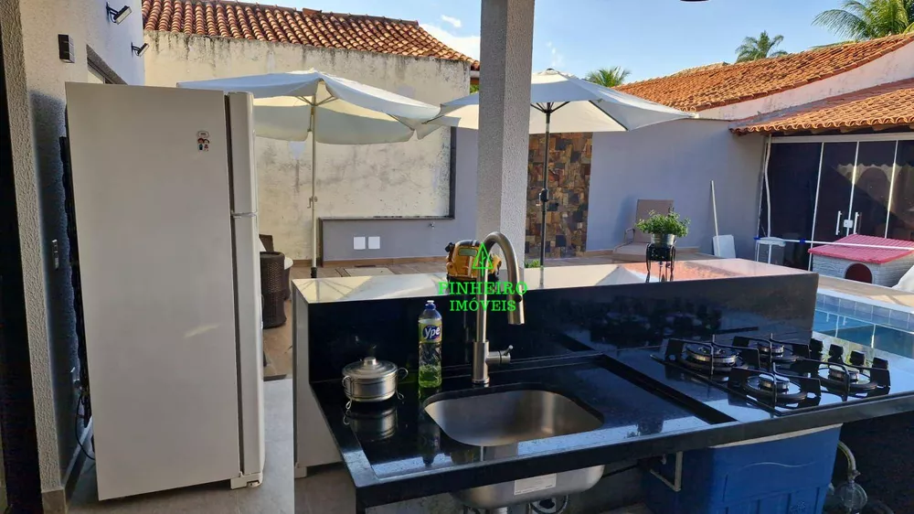 Casa, 4 quartos, 263 m² - Foto 9