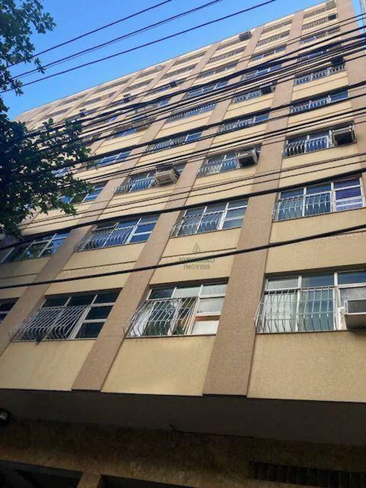 Apartamento à venda com 3 quartos, 110m² - Foto 3