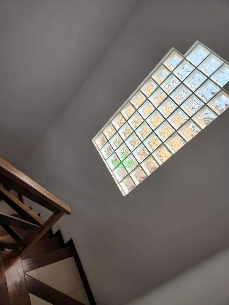 Casa, 3 quartos, 274 m² - Foto 11