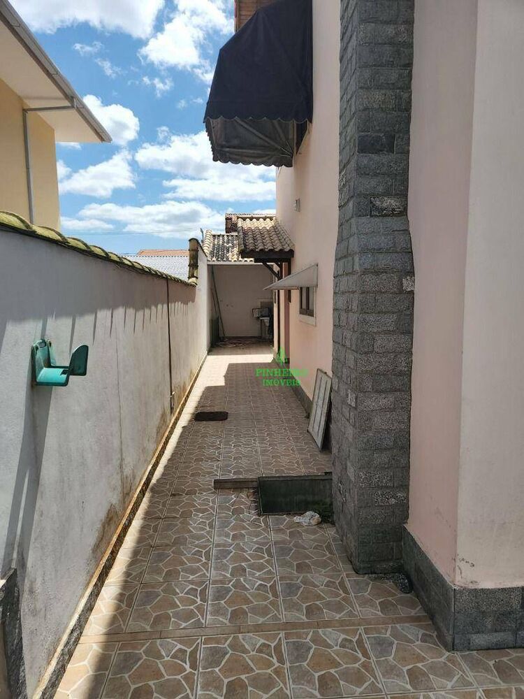 Casa, 3 quartos, 274 m² - Foto 19