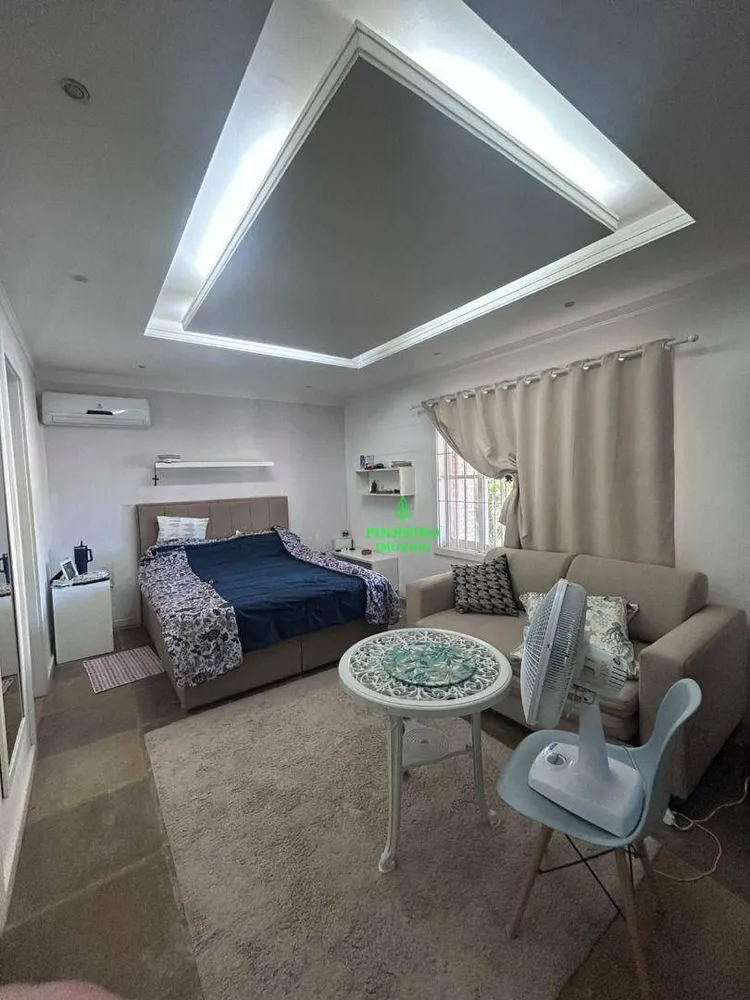 Casa, 3 quartos, 218 m² - Foto 10