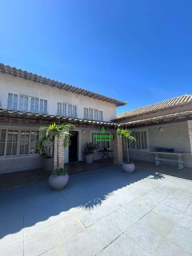 Casa, 3 quartos, 218 m² - Foto 4