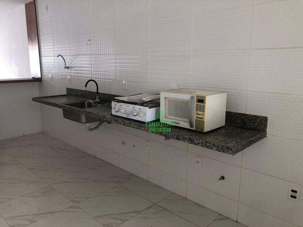Casa à venda e aluguel com 3 quartos, 168m² - Foto 1