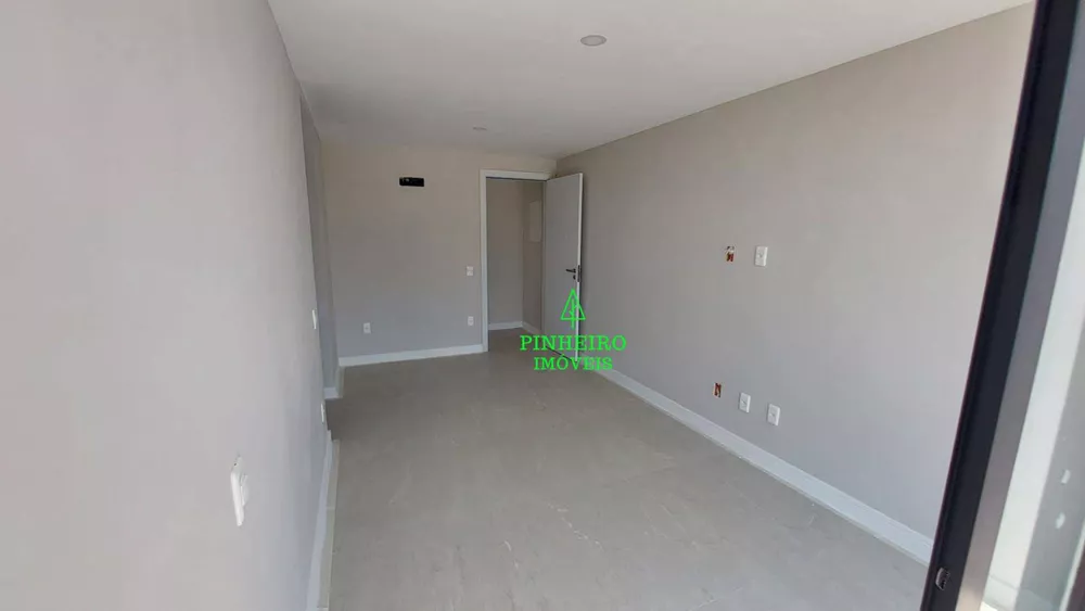 Casa, 4 quartos, 350 m² - Foto 22