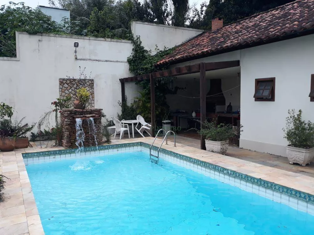 Casa, 4 quartos, 271 m² - Foto 2