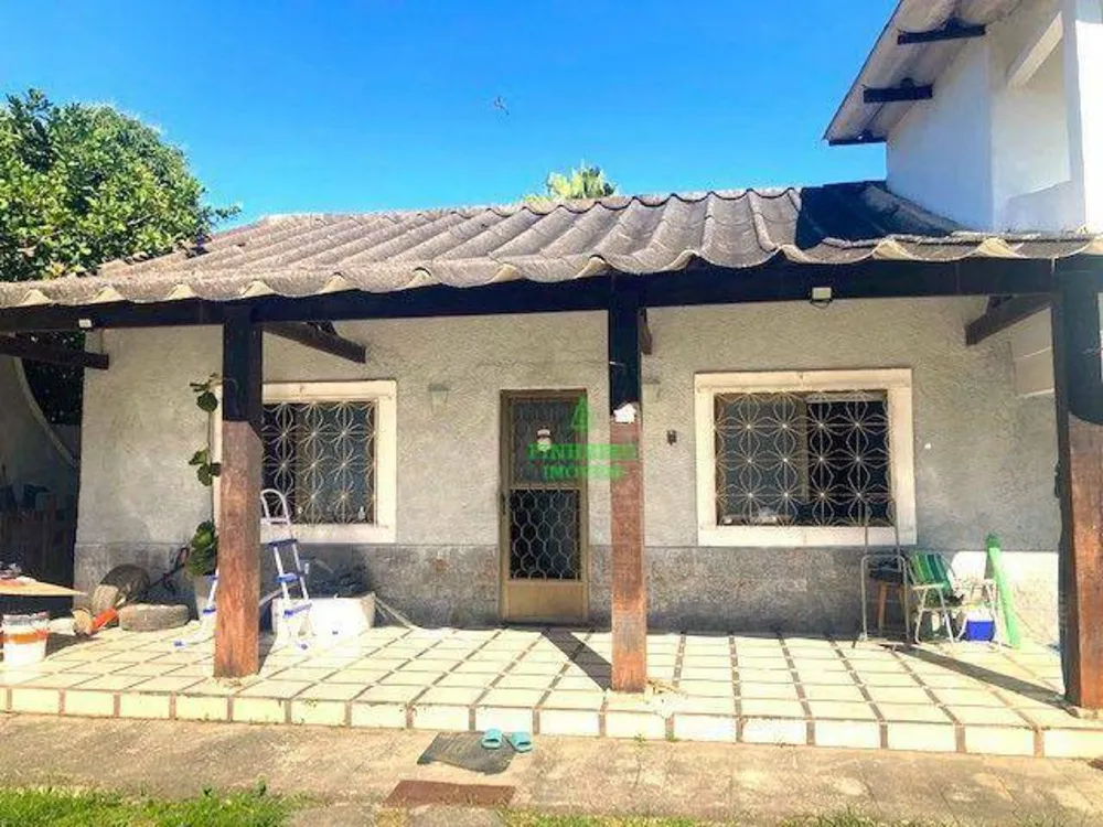 Casa, 5 quartos, 272 m² - Foto 1
