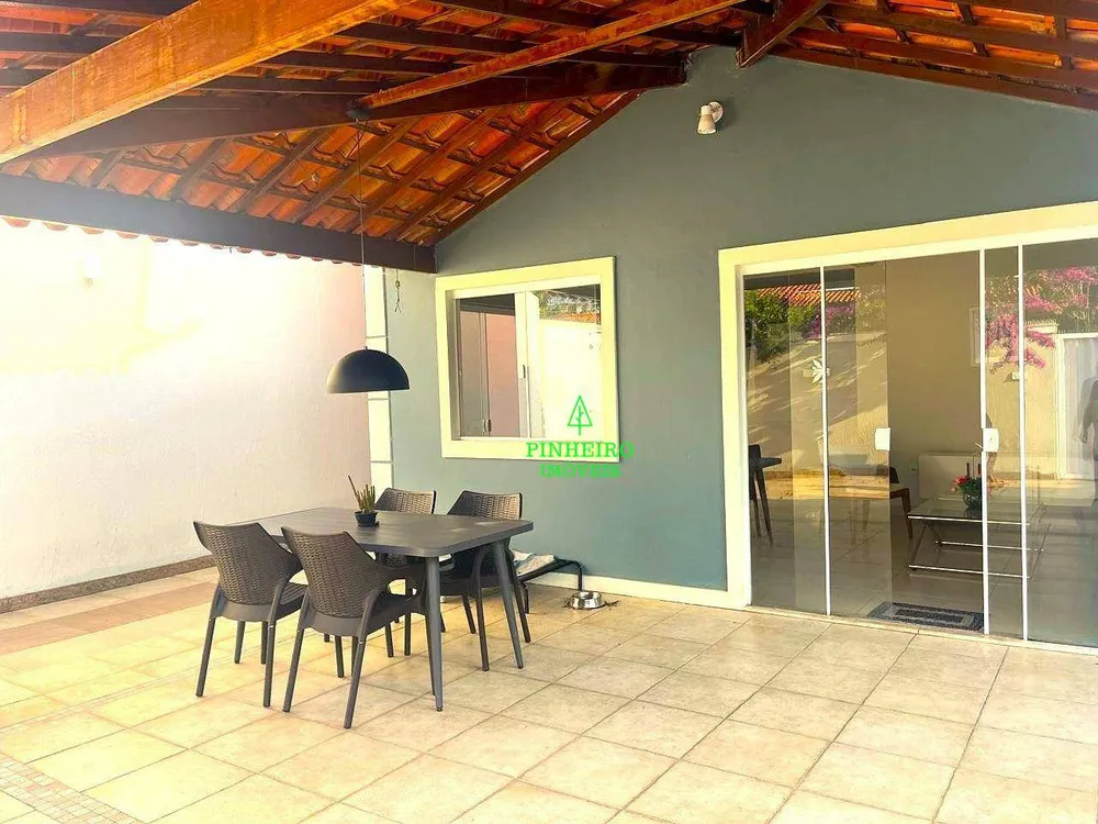 Casa, 3 quartos, 122 m² - Foto 2