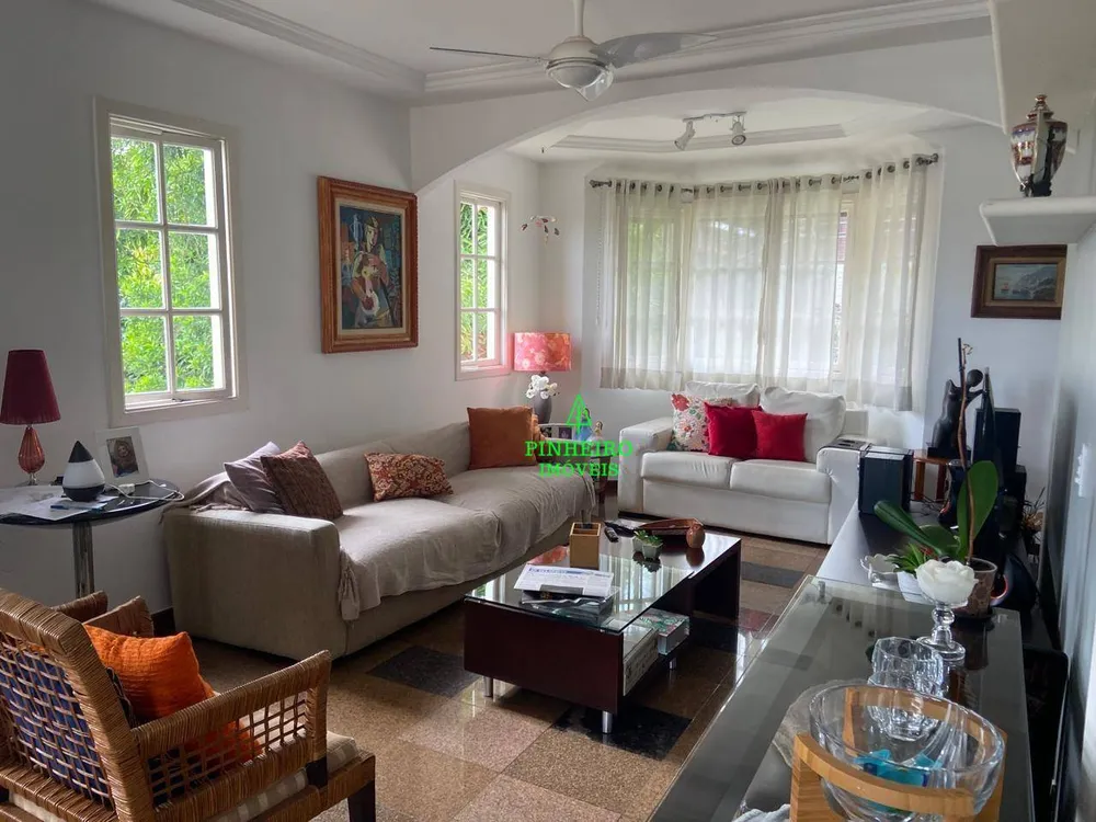 Casa, 3 quartos, 242 m² - Foto 11