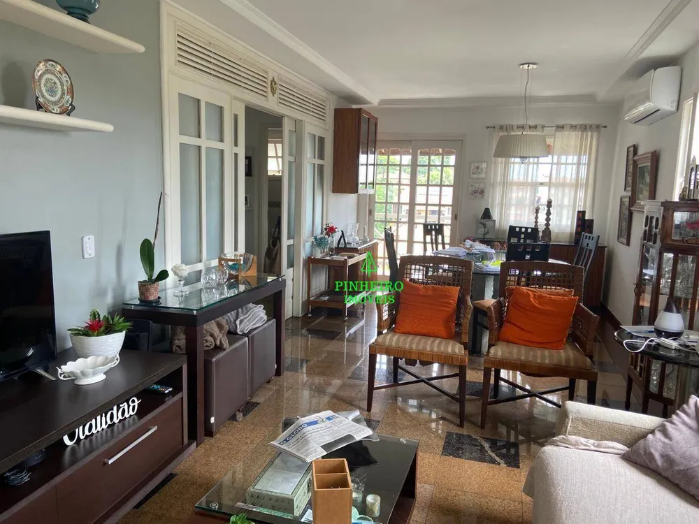 Casa, 3 quartos, 242 m² - Foto 14