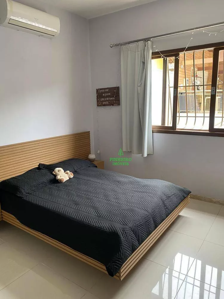 Casa, 3 quartos, 250 m² - Foto 12