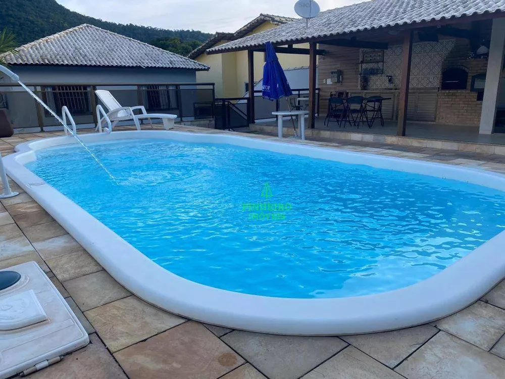 Casa, 3 quartos, 250 m² - Foto 1