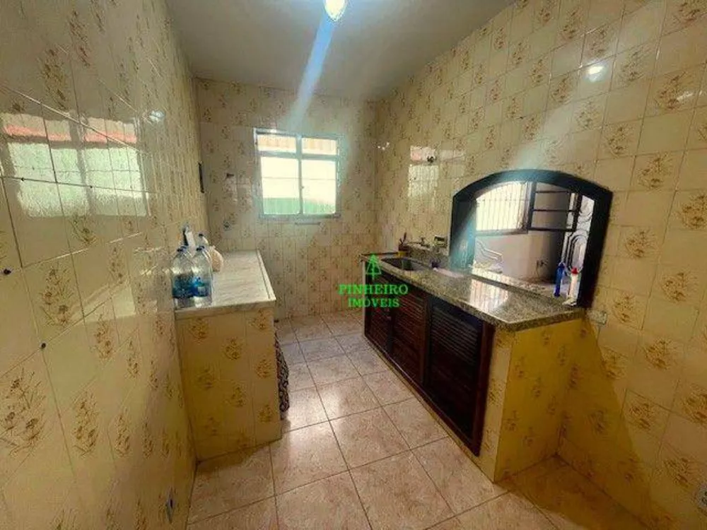 Casa, 4 quartos, 278 m² - Foto 2
