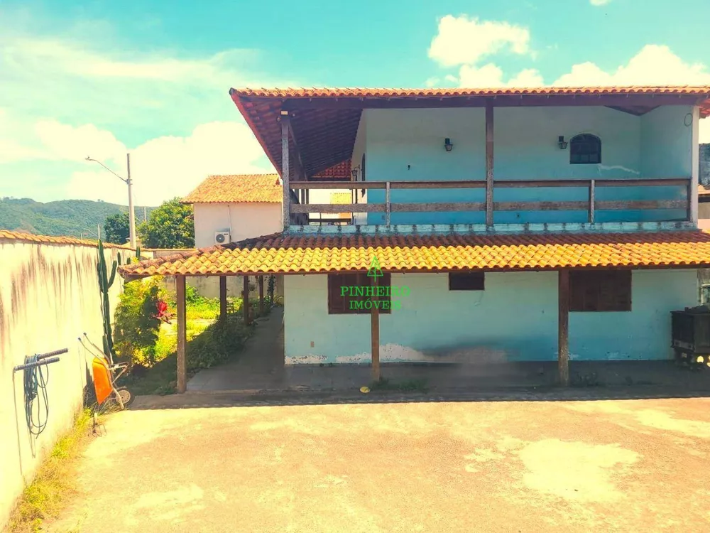 Casa, 4 quartos, 260 m² - Foto 1