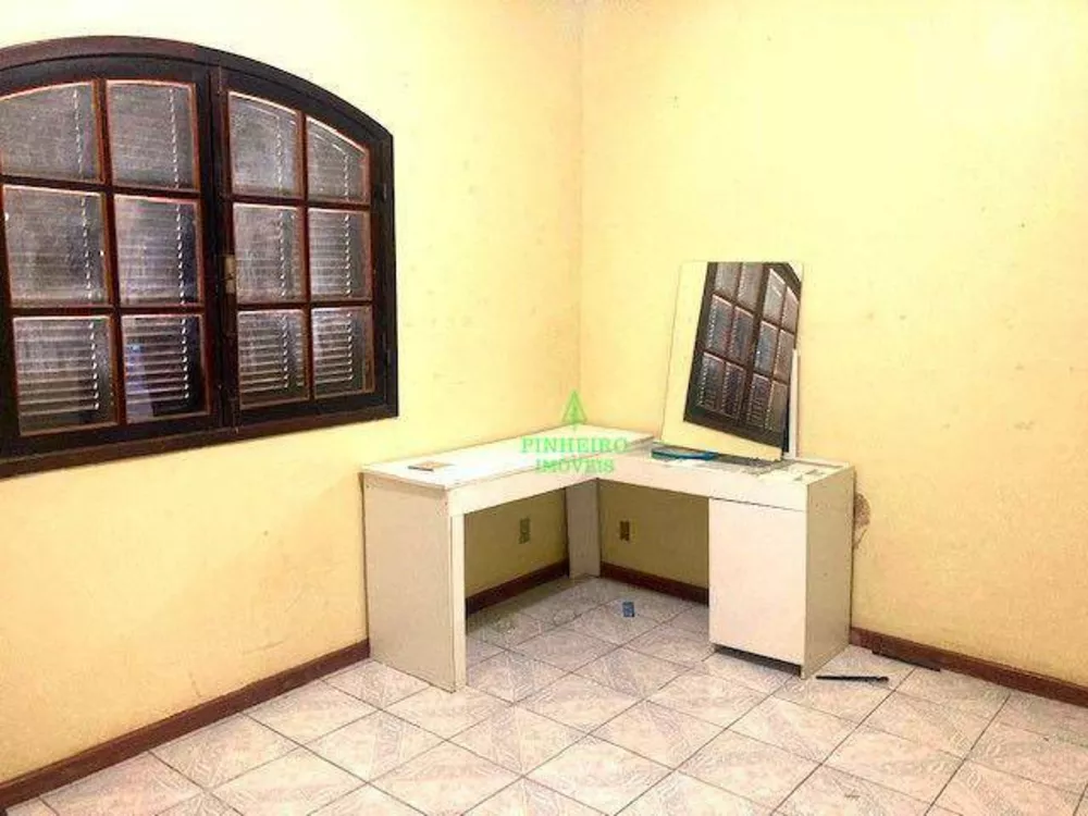 Casa, 4 quartos, 260 m² - Foto 11