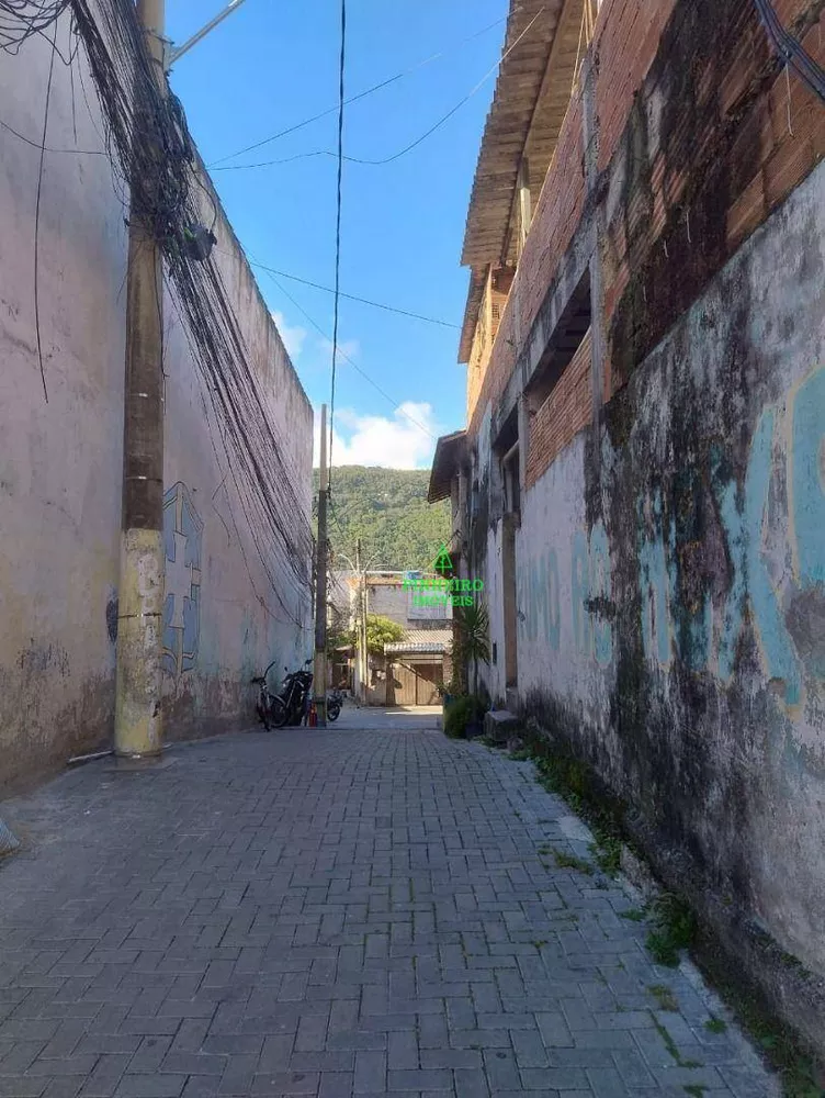 Casa, 3 quartos, 250 m² - Foto 8