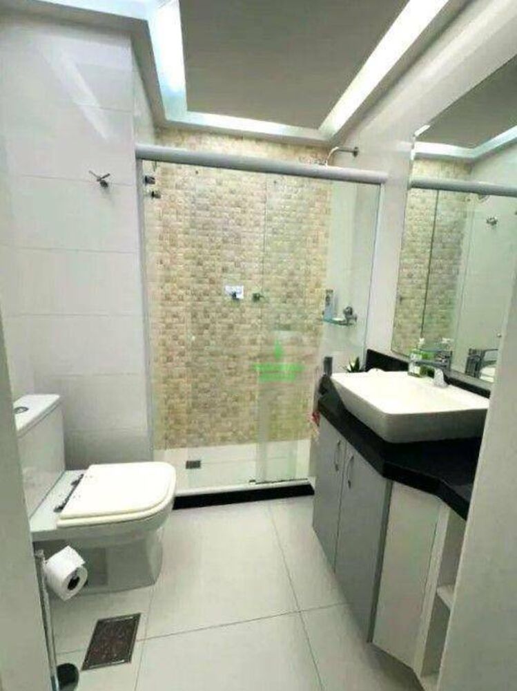 Cobertura à venda com 4 quartos, 214m² - Foto 2