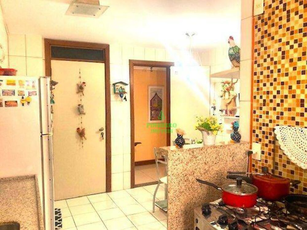 Apartamento à venda com 3 quartos, 120m² - Foto 3