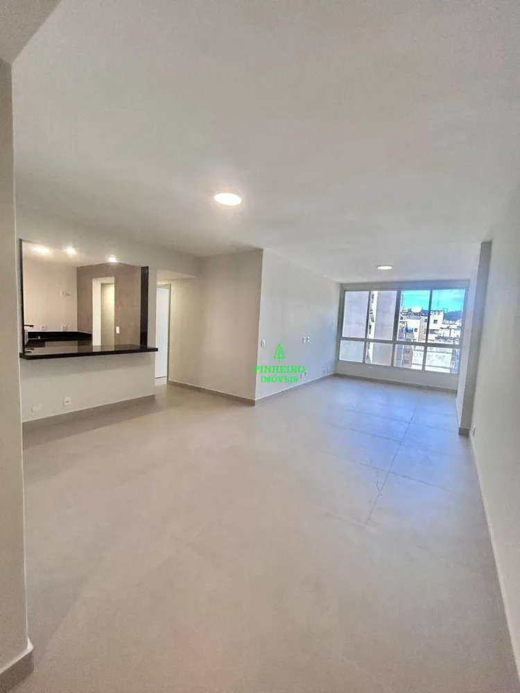 Apartamento, 3 quartos, 130 m² - Foto 1