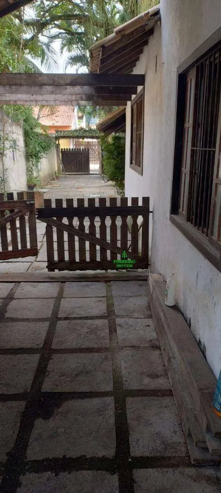 Casa, 3 quartos, 180 m² - Foto 1