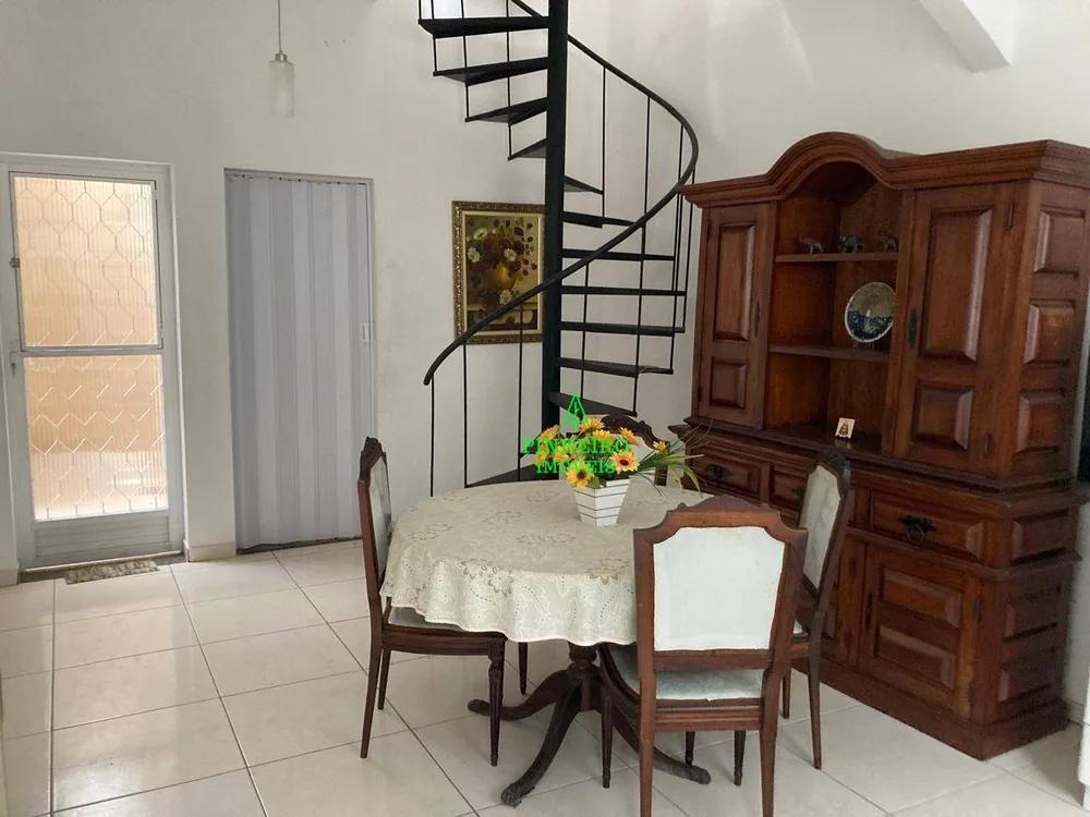 Casa, 4 quartos, 108 m² - Foto 1