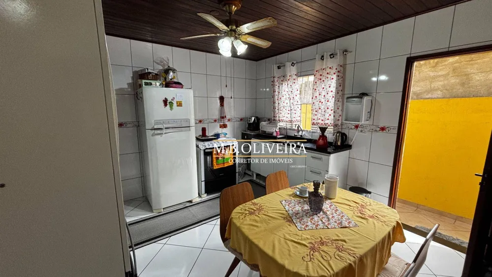 Casa, 3 quartos, 240 m² - Foto 7