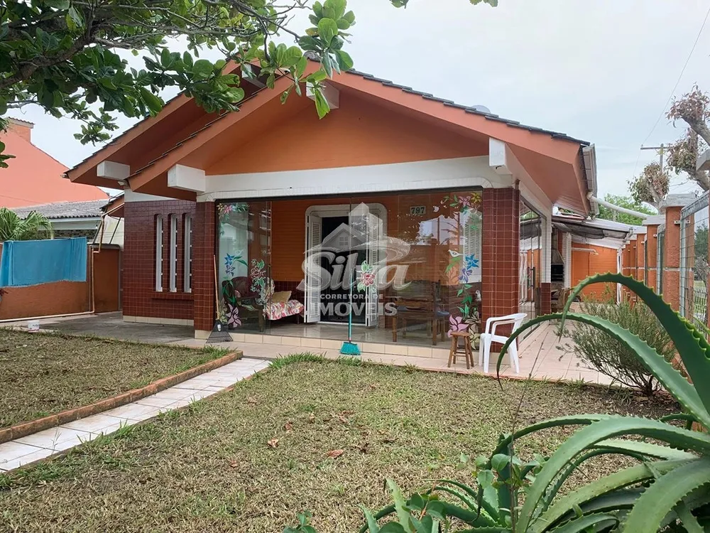 Casa, 4 quartos, 170 m² - Foto 1