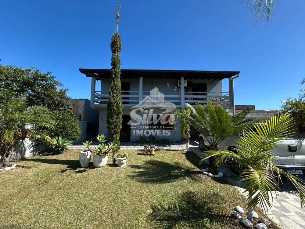 Casa, 3 quartos, 205 m² - Foto 1
