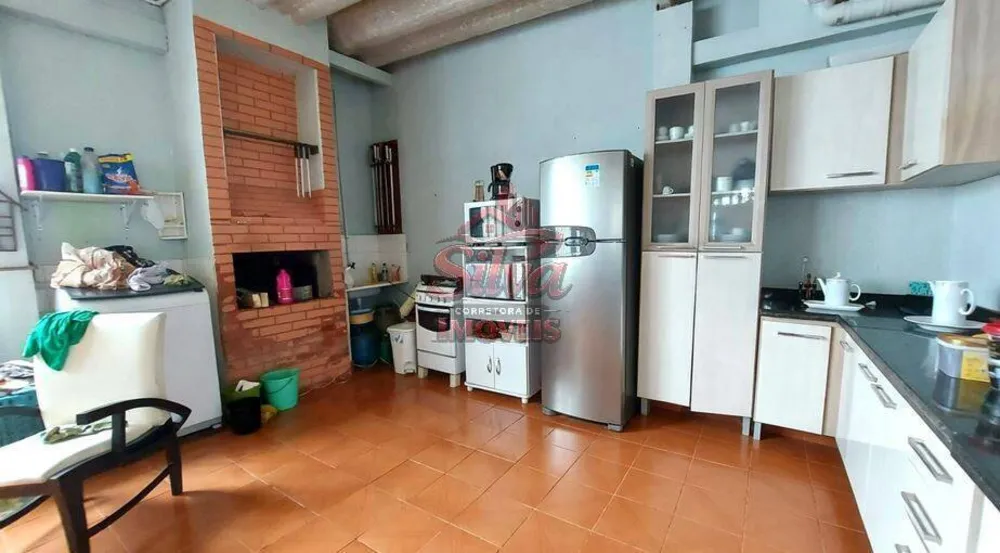 Casa, 3 quartos, 151 m² - Foto 2