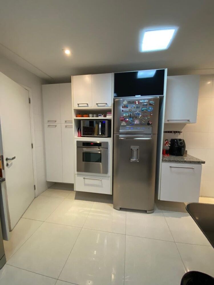 Apartamento, 3 quartos, 142 m² - Foto 2