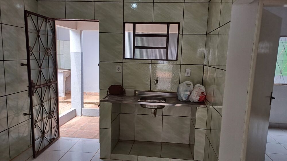 Casa à venda com 3 quartos, 90m² - Foto 8