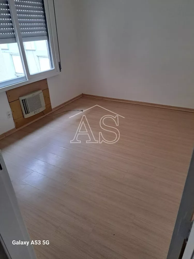 Apartamento à venda com 1 quarto, 41m² - Foto 2