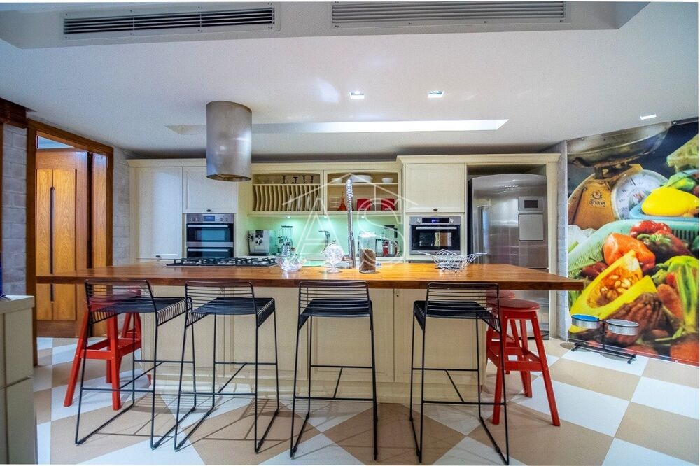 Apartamento à venda com 3 quartos, 204m² - Foto 6