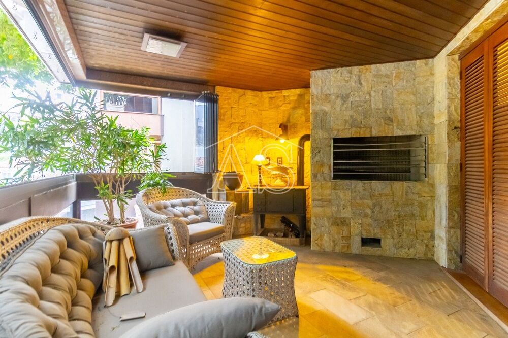 Apartamento à venda com 3 quartos, 204m² - Foto 1