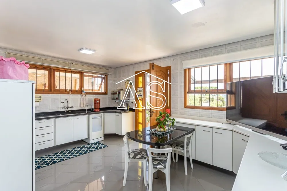 Casa, 3 quartos, 207 m² - Foto 4