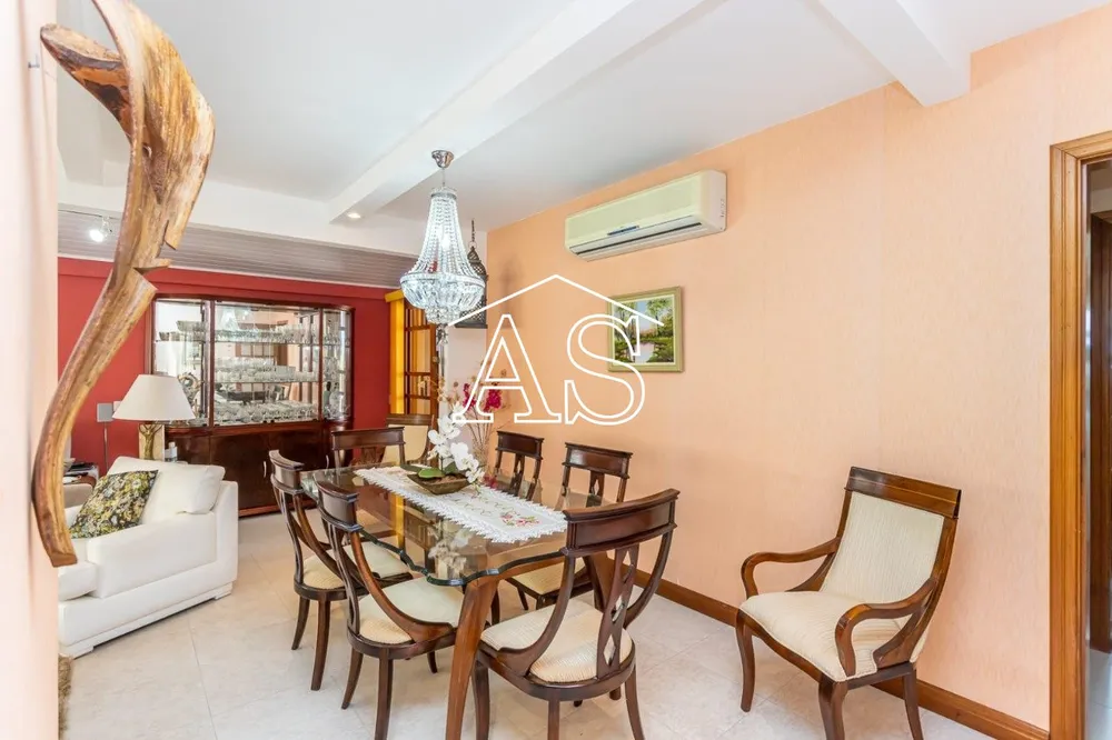 Casa, 3 quartos, 207 m² - Foto 1