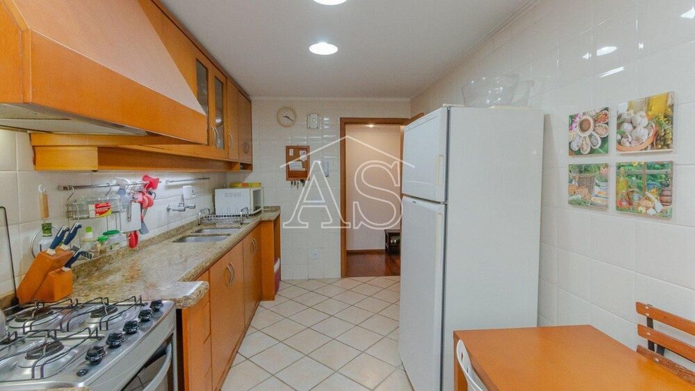 Apartamento à venda com 3 quartos, 110m² - Foto 1