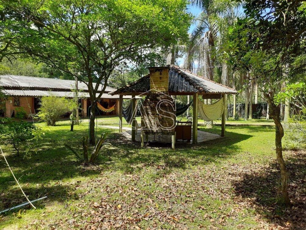 Chácara à venda com 6 quartos, 348m² - Foto 5
