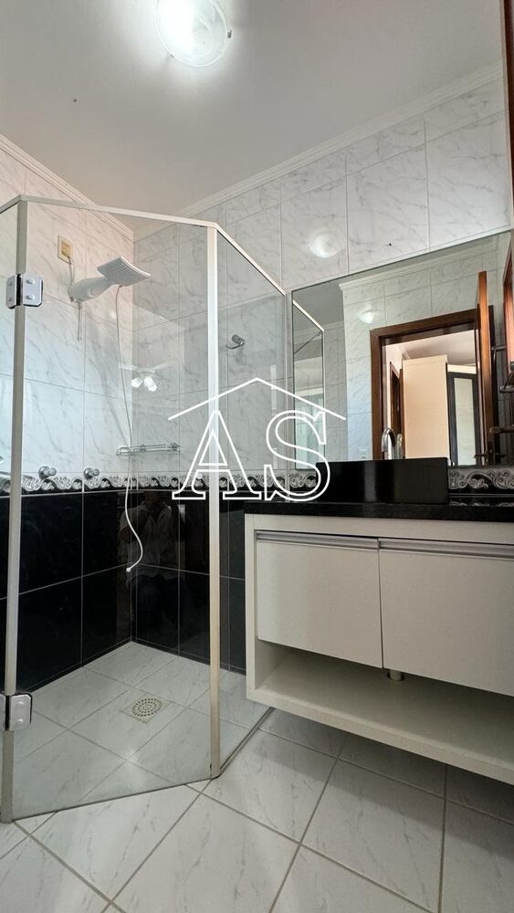 Sobrado, 4 quartos, 180 m² - Foto 1