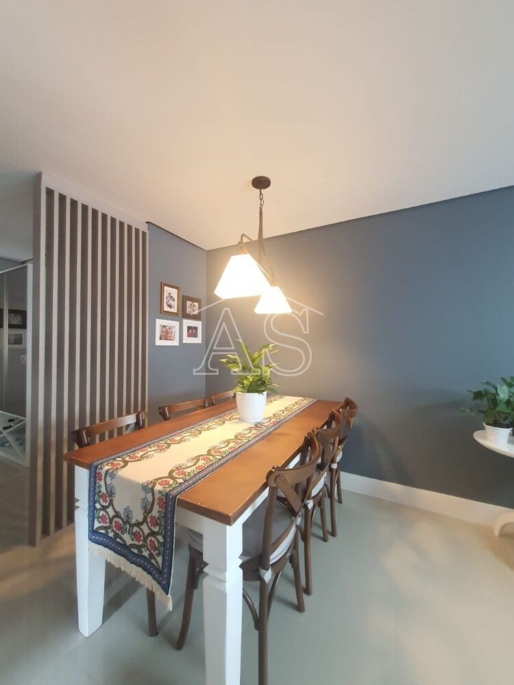 Apartamento à venda com 2 quartos, 68m² - Foto 4