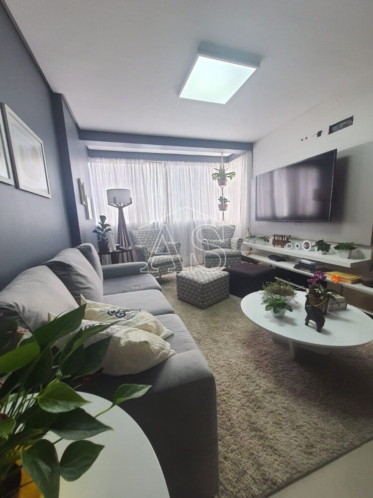 Apartamento à venda com 2 quartos, 68m² - Foto 1
