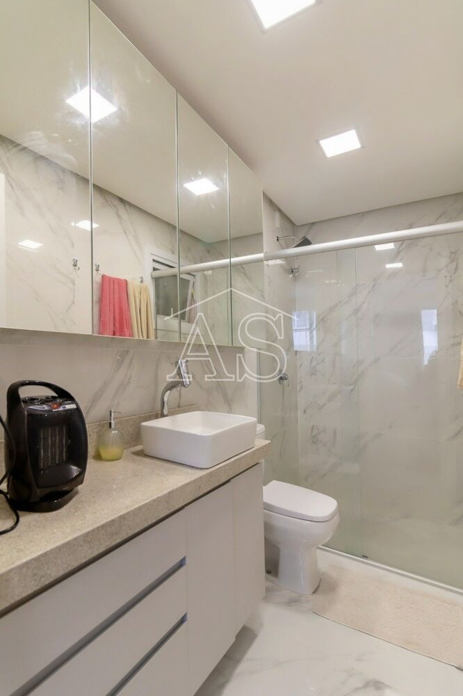 Apartamento à venda com 2 quartos, 78m² - Foto 1