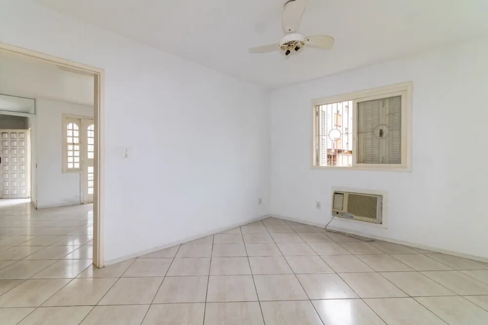 Casa, 5 quartos, 230 m² - Foto 2