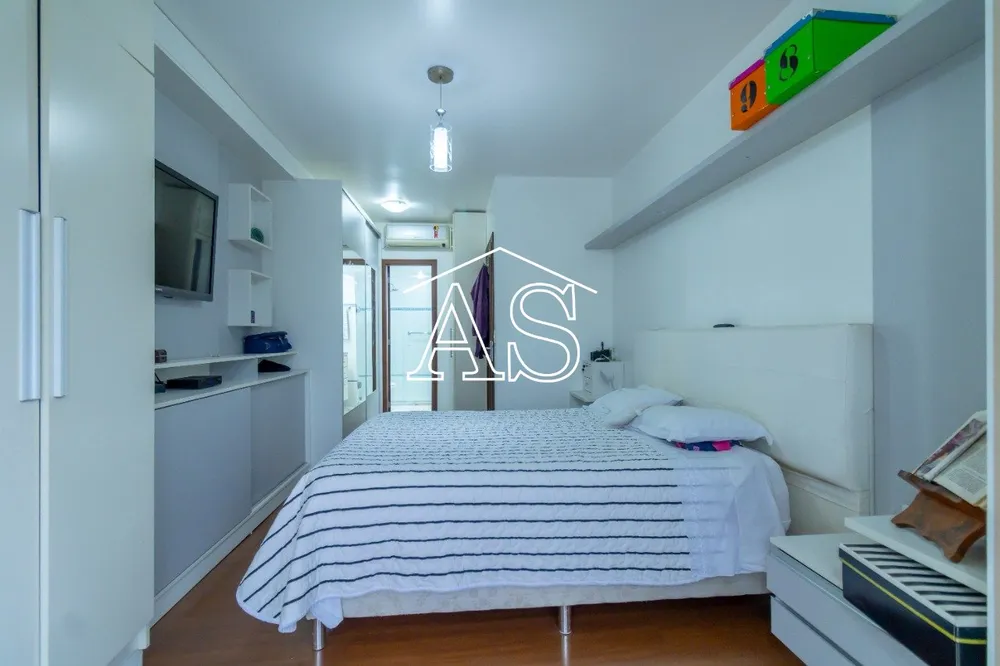 Apartamento, 3 quartos, 146 m² - Foto 1